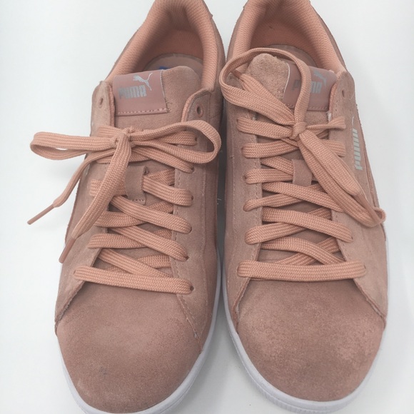 PUMA Womens Fashion Sneakers - Picture 2 of 15
